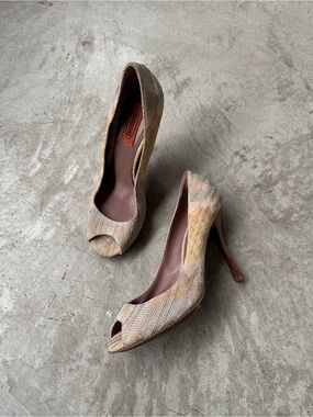 Missoni 39 zig zag heels peep toe